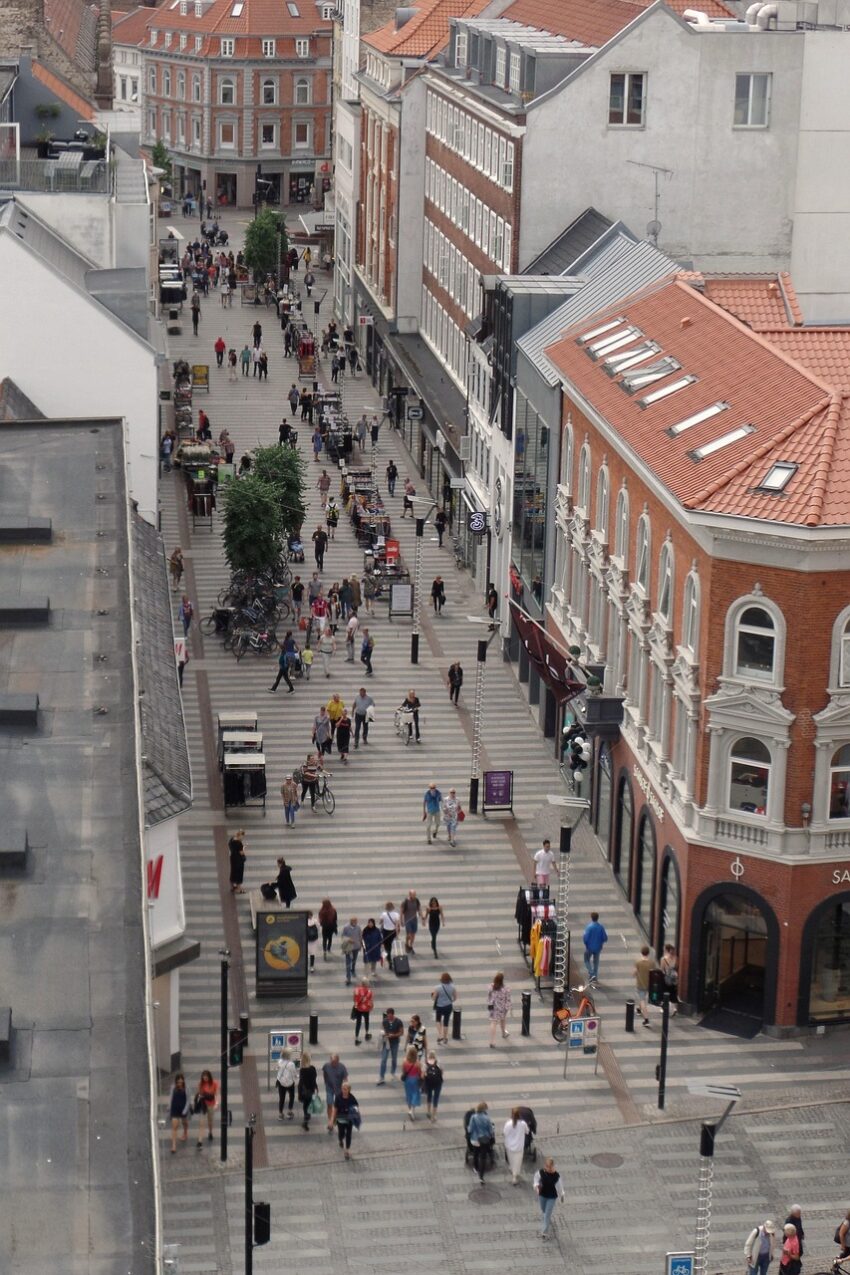 Aarhus går forrest: Fliser som fundament for fremtidens byliv